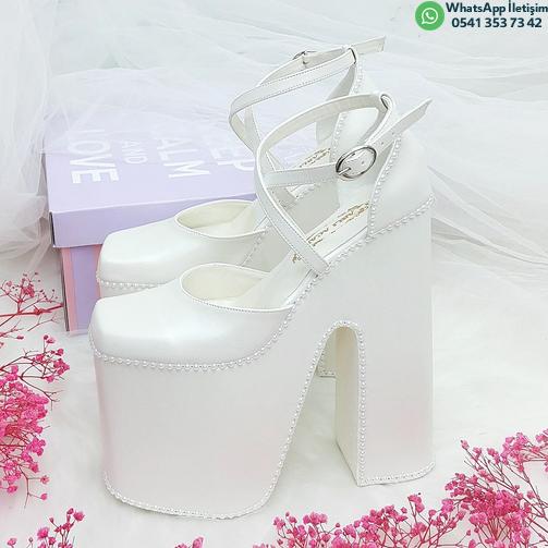 18 Cm High Heel Closed Front Model Slightly Curved Very Comfortable Bridal Shoes
