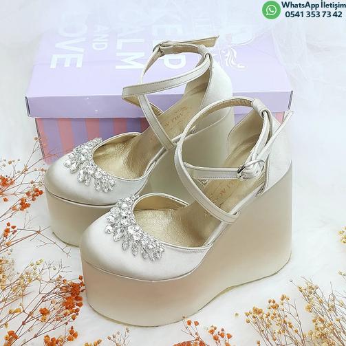 Nude Color Satin Crystal Stone Detailed Wedge Heel Women's Evening Dress Wedding Shoes