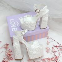 16 Cm High Heeled Lace Detailed Slightly Curved Very Comfortable Bridal Shoes