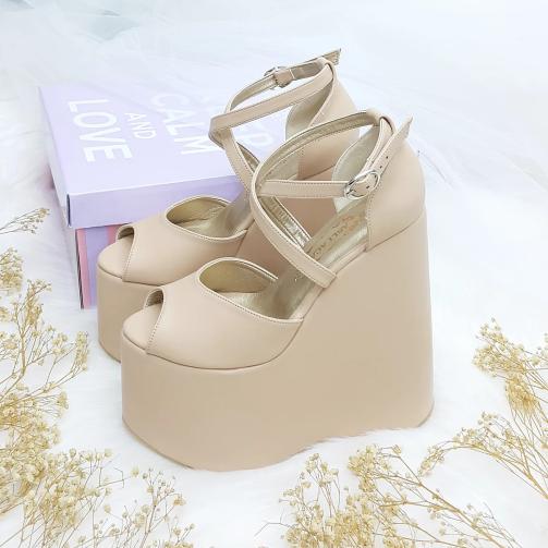 17 Cm Comfortable Light Sole Wedge Heel Model Skin Color Women's Evening Dress Shoes