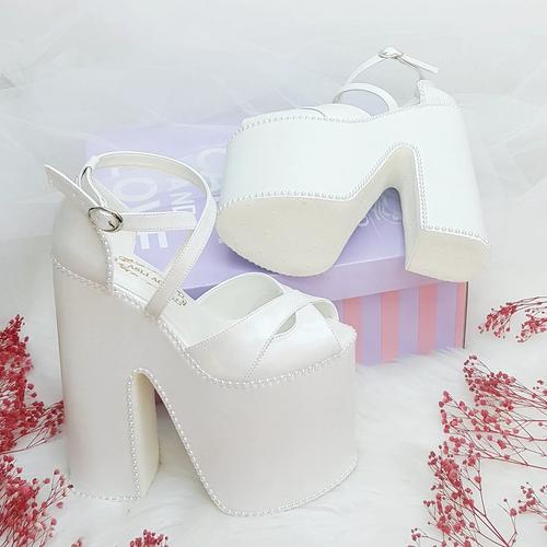 18 Cm High Heeled Very Comfortable Wedge Heel Pearl Color Wedding Shoes for Brides