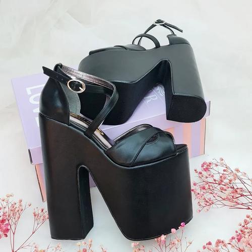 Black Low-Sloped Platform 18 cm High Wedge Heel Model for Women's Engagement Shoes