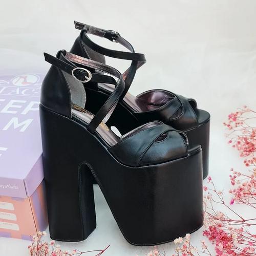 Black Low-Sloped Platform 18 cm High Wedge Heel Model for Women's Engagement Shoes
