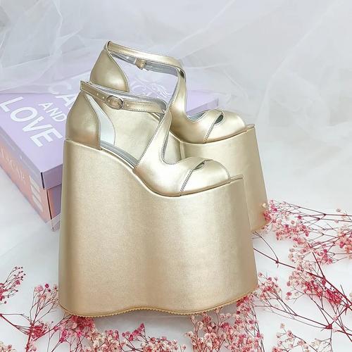 20 cm High Wedge Heel, Gentle Platform, Gold Color Women's Engagement Shoes