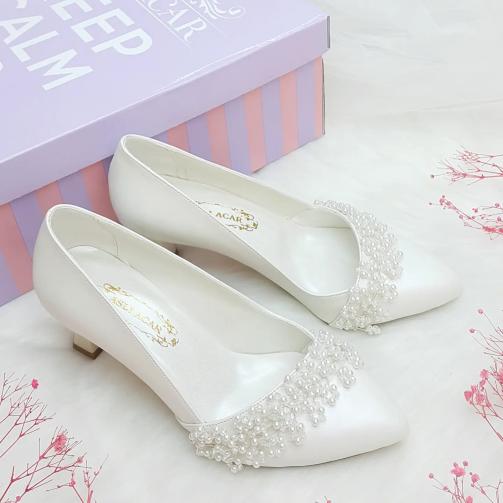 6.5 Cm Short Heeled Stiletto Model Comfortable Bridal Shoes with Accessory Detail