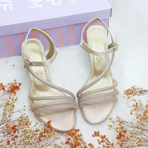 8 Cm Transparent Heeled Stone Detailed Nude Color Women's Engagement Shoes