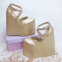 18 Cm Altın Rengi Çok Rahat Dolgu Topuk Nişan Ayakkabısı