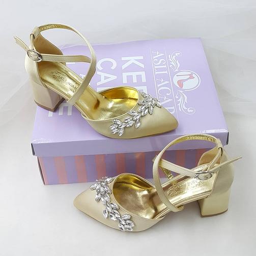 6,5 Cm Rahat Topuklu Altın Renk Stiletto Nişan Ayakkabısı