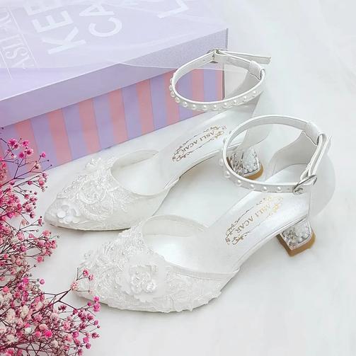 Lace Detailed Low Heel Stiletto Wedding Shoes
