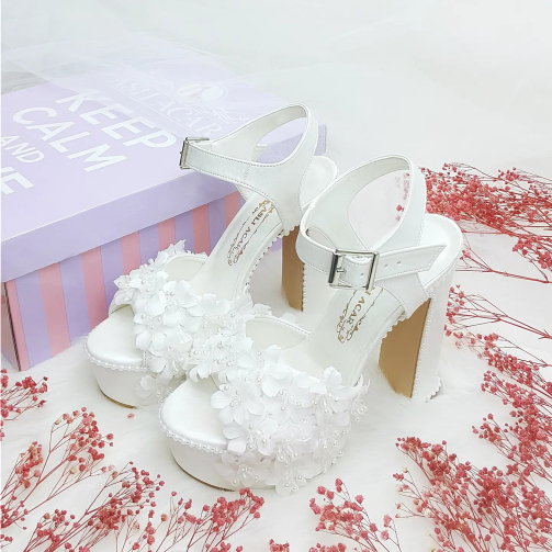 14 Cm Heeled Flower Motif Special Design Wedding Shoes for Brides