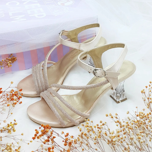 8 Cm Transparent Heeled Stone Detailed Nude Color Women's Engagement Shoes